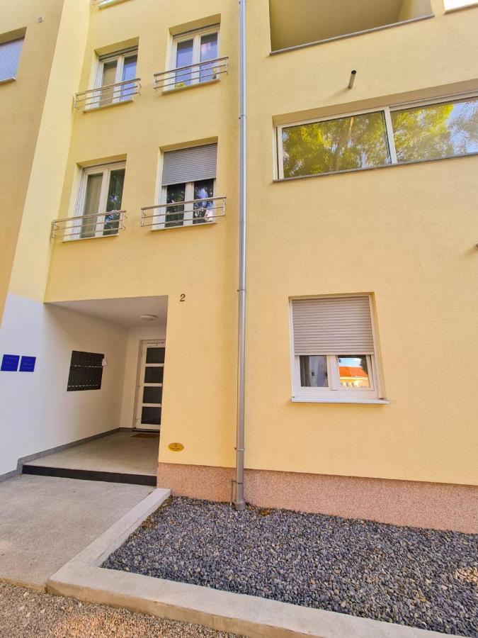 Ferienwohnung Leon Senj  Exterior foto