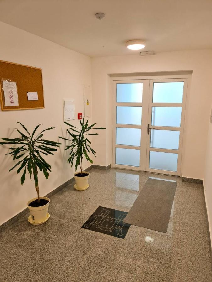 Ferienwohnung Leon Senj  Exterior foto